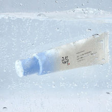 Laden Sie das Bild in den Gallery Viewer, Beauty of Joseon Relief Sun Aqua-Fresh Rice + B5 SPF50+ PA++++