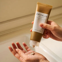Load image into Gallery viewer, SKIN1004 Madagascar Centella Ampoule Foam