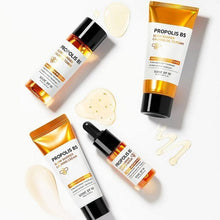 Laden Sie das Bild in den Gallery Viewer, Some By Mi Propolis B5 Glow Barrier Calming Starter Kit